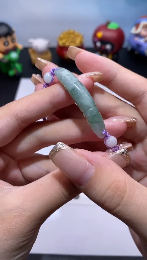 翡翠未镶嵌颈饰48小时鉴赏期