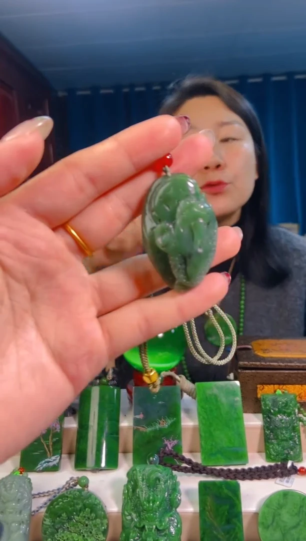 【闪购商品】和田玉挂件未镶嵌1