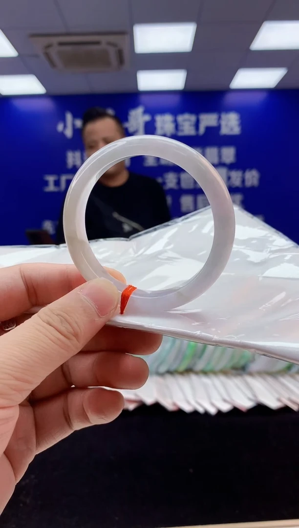 翡翠手镯未镶嵌1天然A货缅甸翡翠默认有瑕