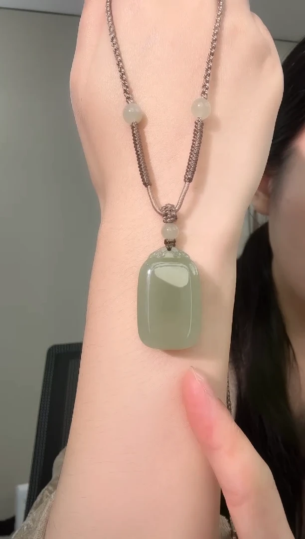 吊坠(赠链)未镶嵌和田玉高冰晴水厚装无事牌33.9*20.3*11.6