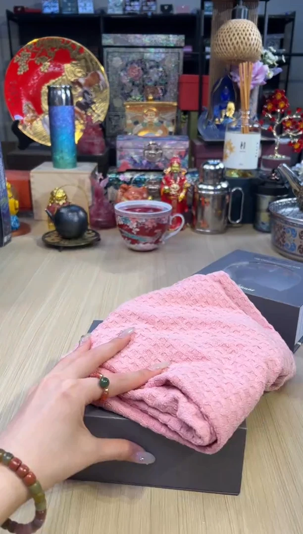 67灰盒干发帽-粉色