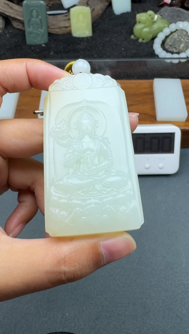 颈饰未镶嵌和田玉1