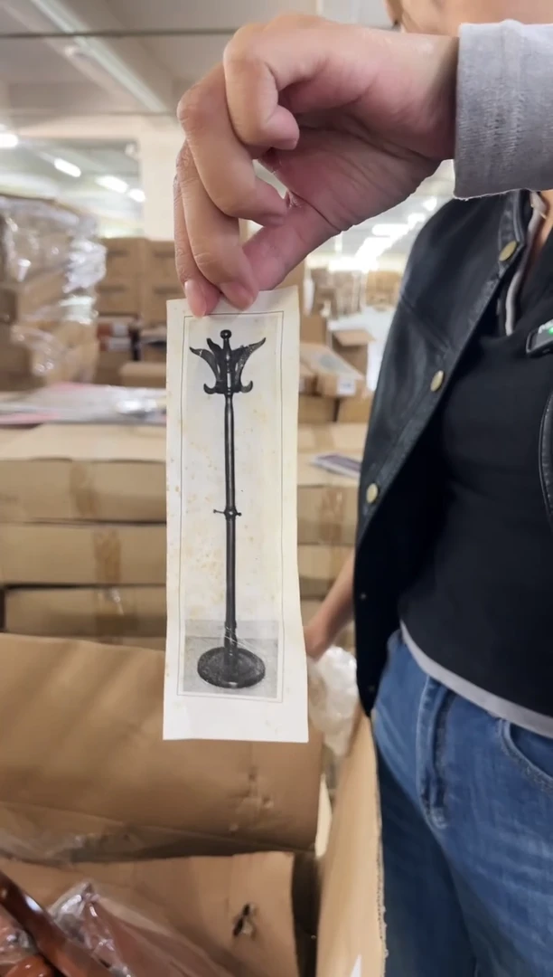 木【瑕疵】实木衣架01