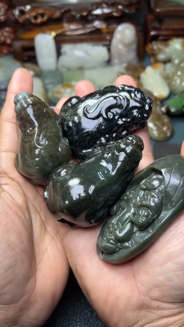 未镶嵌和田玉把件4