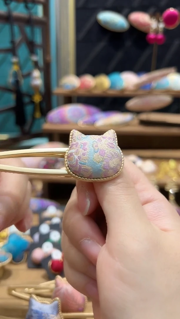 【闪购商品】【孤品专车2.10】粉蓝猫咪头鸭嘴夹