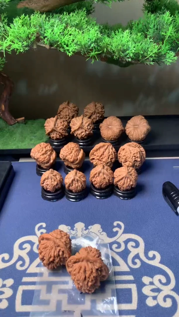 【闪购商品】文玩核桃吊坠45四座楼
