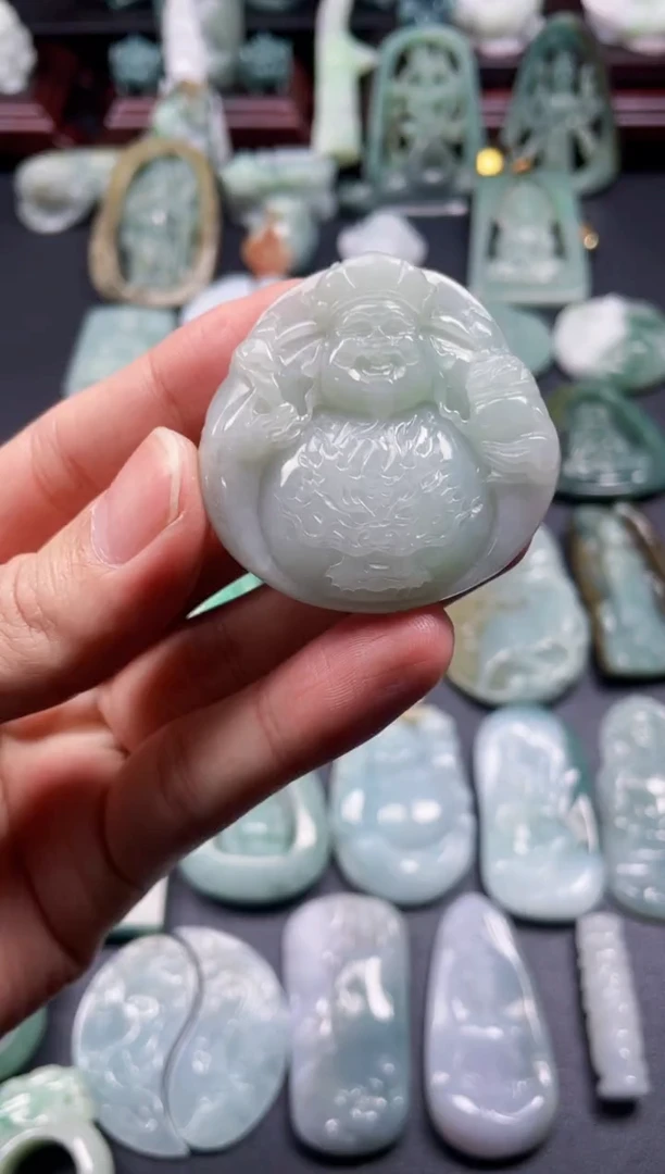 颈饰未镶嵌翡翠15  天然翡翠a货  财神爷