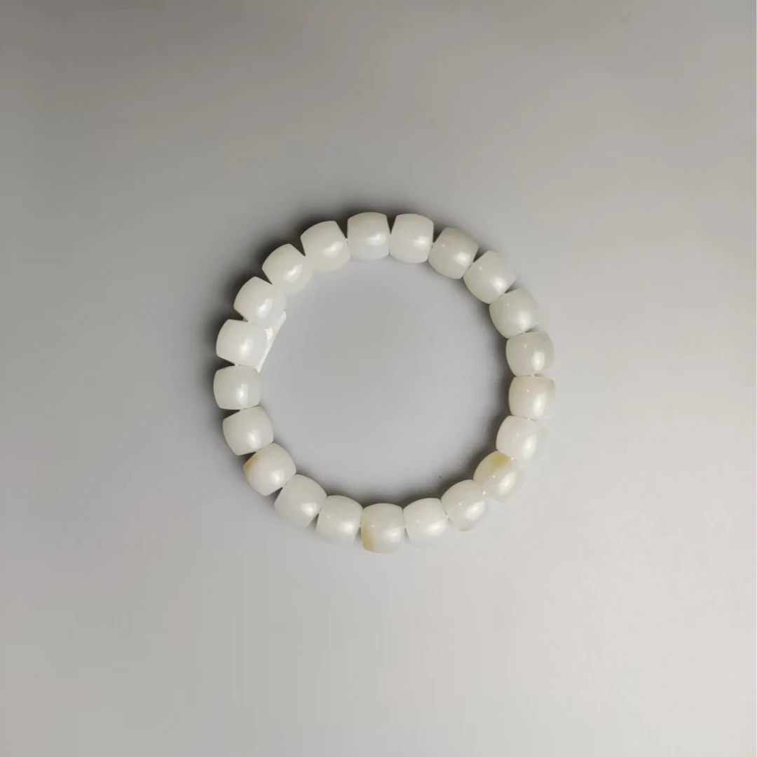 和田玉---直切手串（卡12）1247