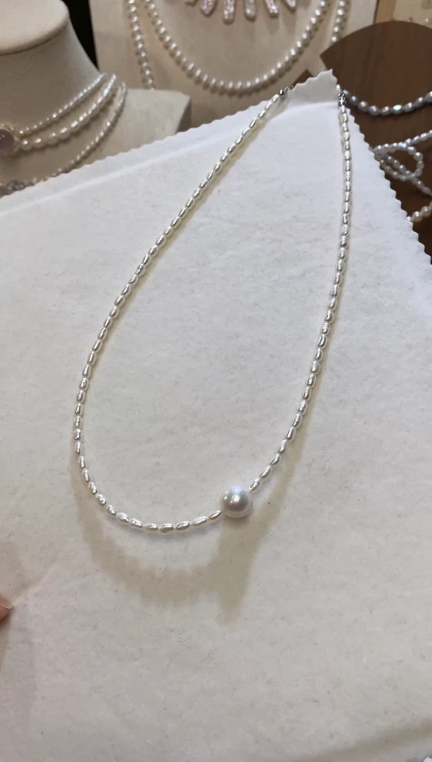 淡水珍珠钛钢颈饰珍珠项链