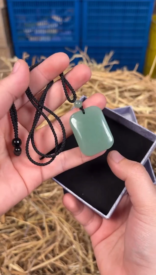 未镶嵌手镯石英质玉S0013