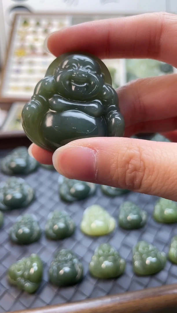 吊坠(不含链)未镶嵌和田玉/随机发