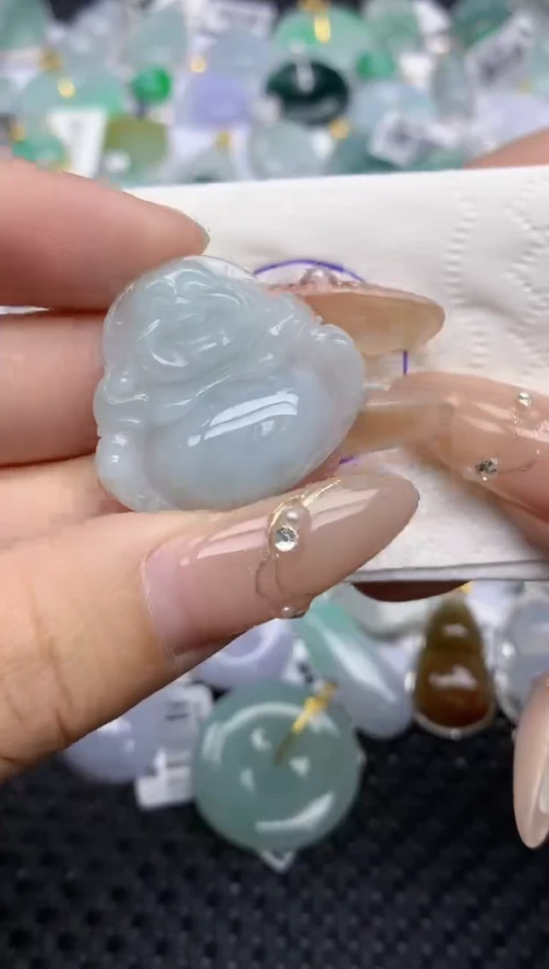 颈饰未镶嵌翡翠   天然翡翠A货  百元以上9米证书费自理