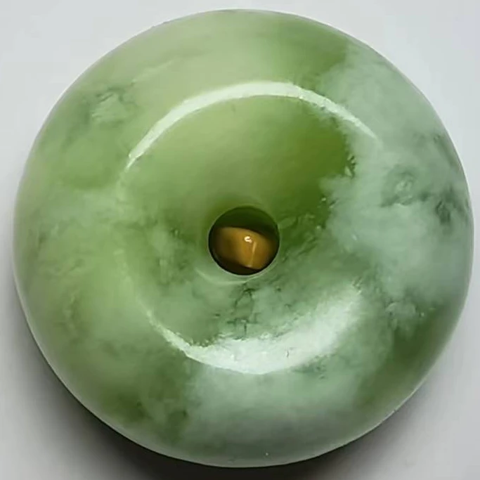 玉石平安扣项链挂坠女款吊坠绿色高冰精美时尚复古仿古圆形