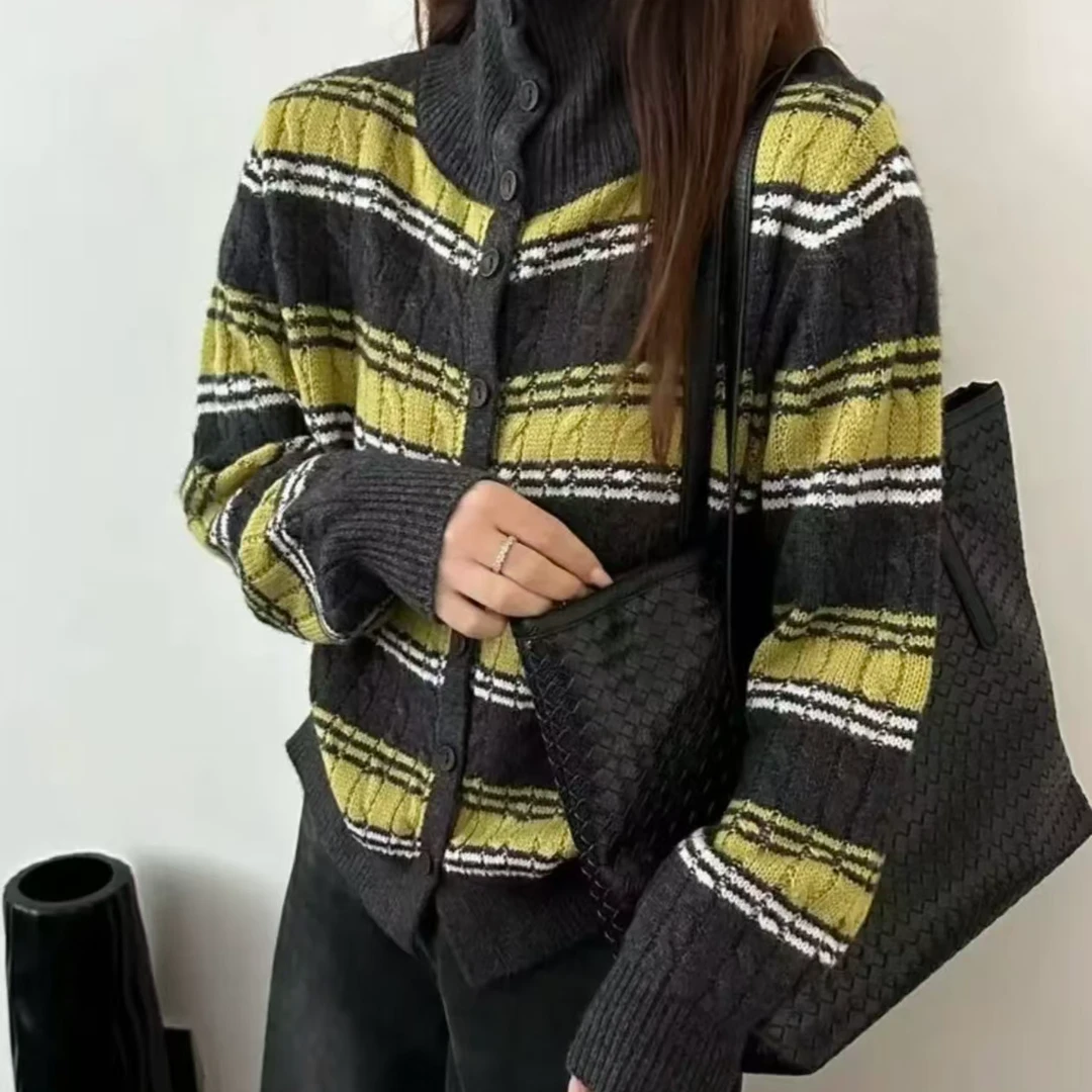 常规冬季开衫款厚款针织毛针织衫时尚女装长袖拼色#2535