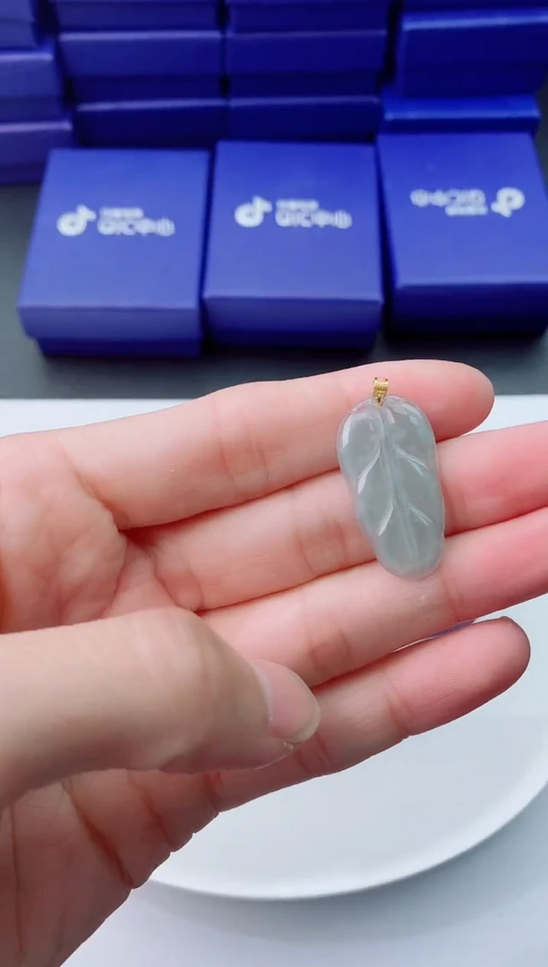 【闪购商品】翡翠颈饰18K金镶嵌