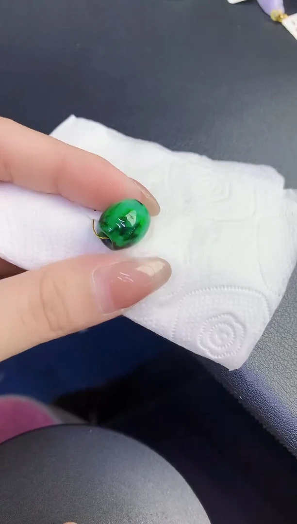 颈饰未镶嵌翡翠缅甸天然翡翠A货