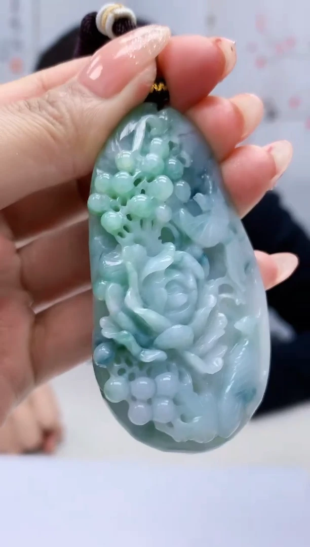 【闪购商品】定制翡翠未镶嵌5152MM-毛货挂件47