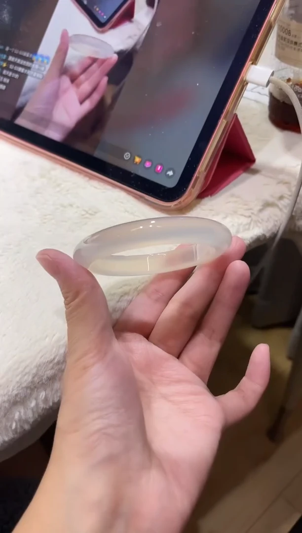 手镯玛瑙/玉髓未镶嵌53.8鉴赏期48小时