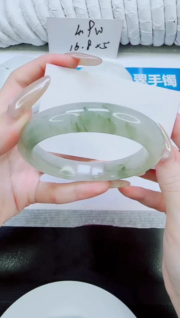 未镶嵌手镯石英质玉322/58