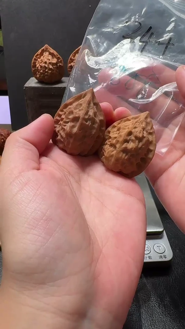把件文玩核桃888 鸡心 36尺