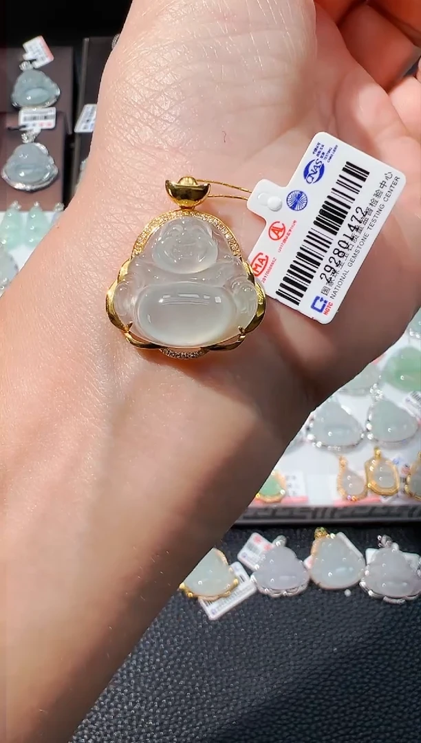 吊坠(不含链)18K金镶嵌翡翠佛公吊坠1472