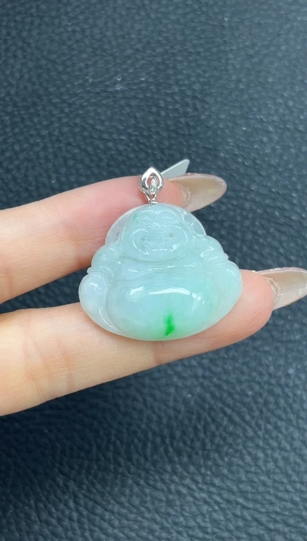 颈饰18K金镶嵌翡翠佛公