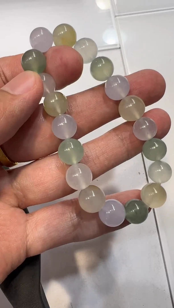 未镶嵌定制翡翠手串