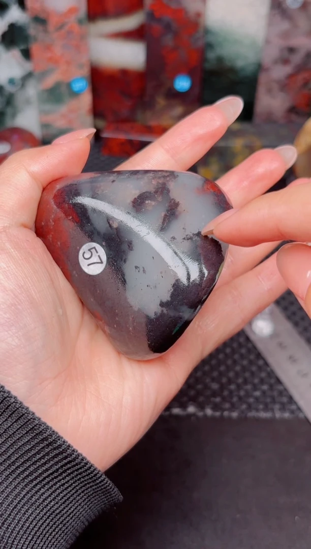 玉 桂林鸡血创意摆件装饰 编号：57