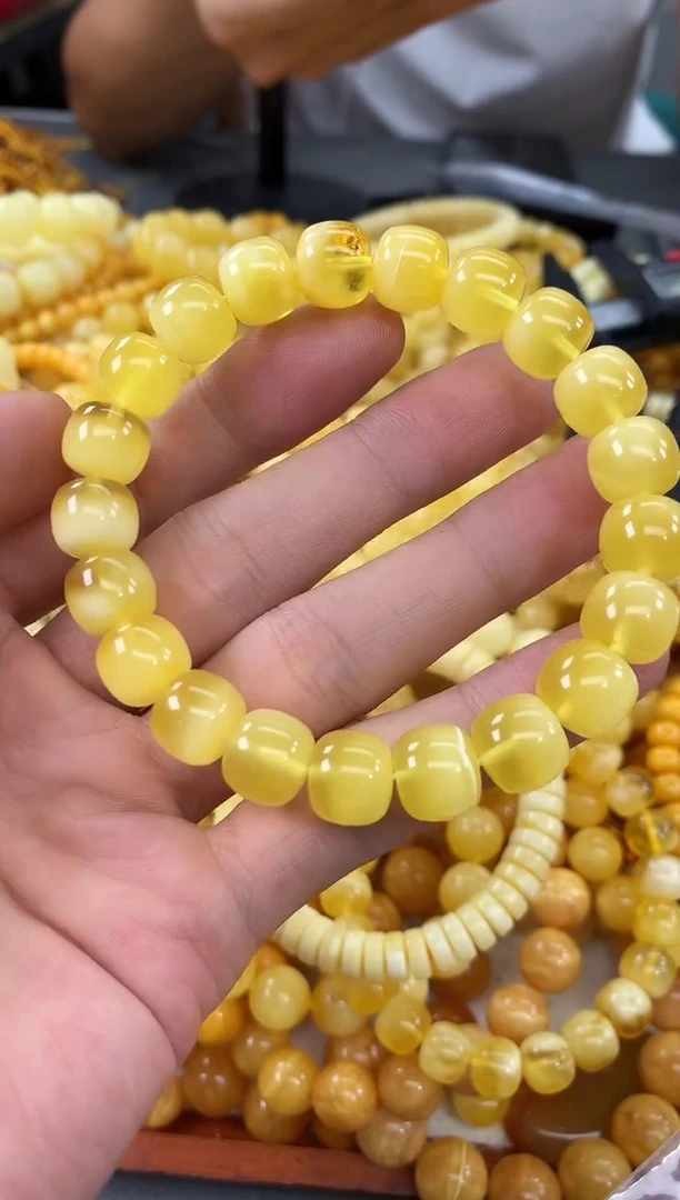 未镶嵌蜜蜡裸石手串