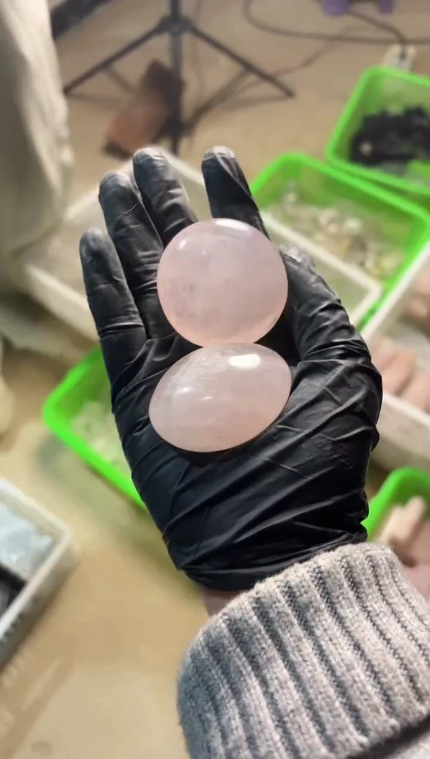 【闪购商品】水晶摆件未镶嵌粉水晶手把件多样性发一个