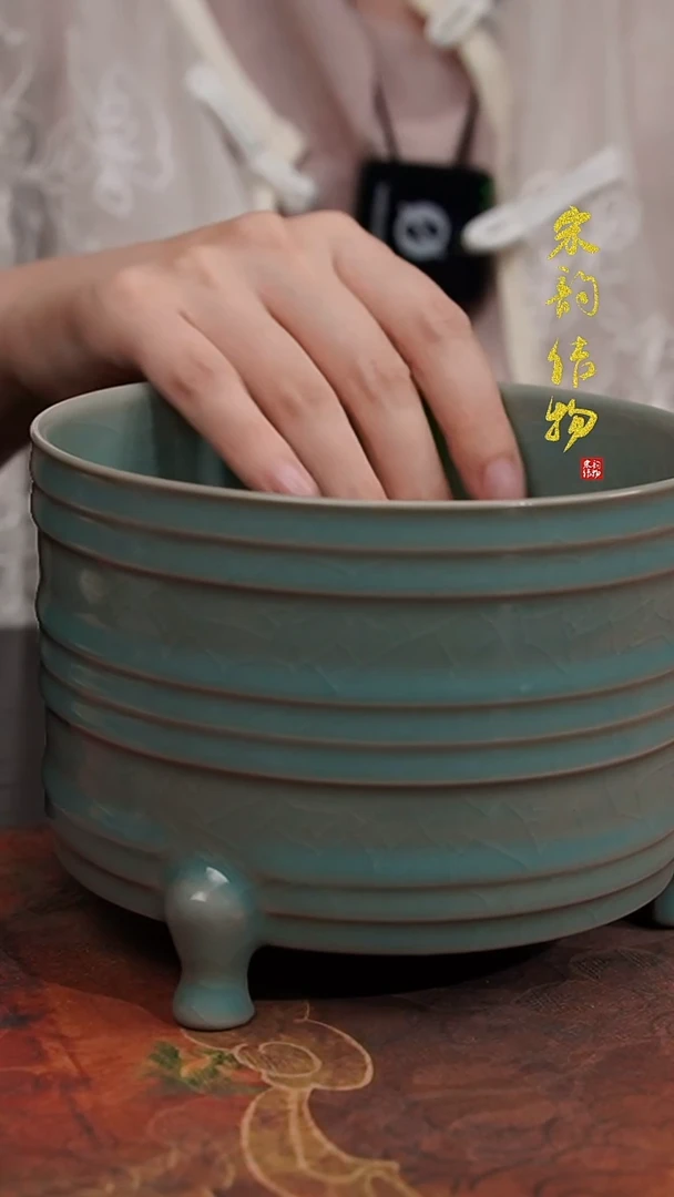 摆件纯手工清凉寺原矿釉三足樽（中）