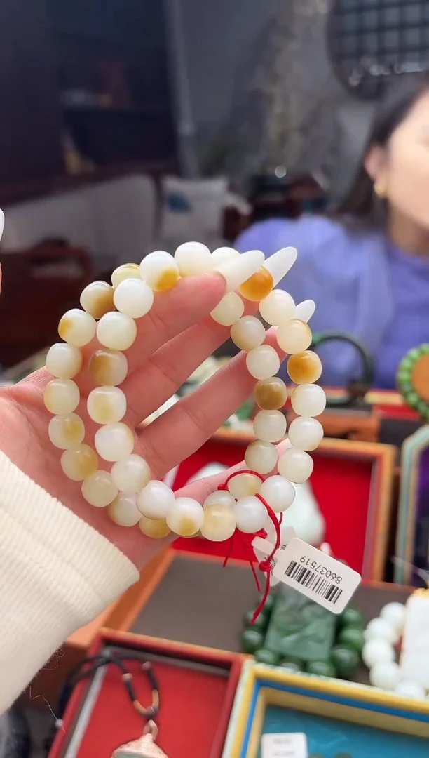 未镶嵌手串和田玉董小姐推荐 多样性发货 拍一发一tb10.5
