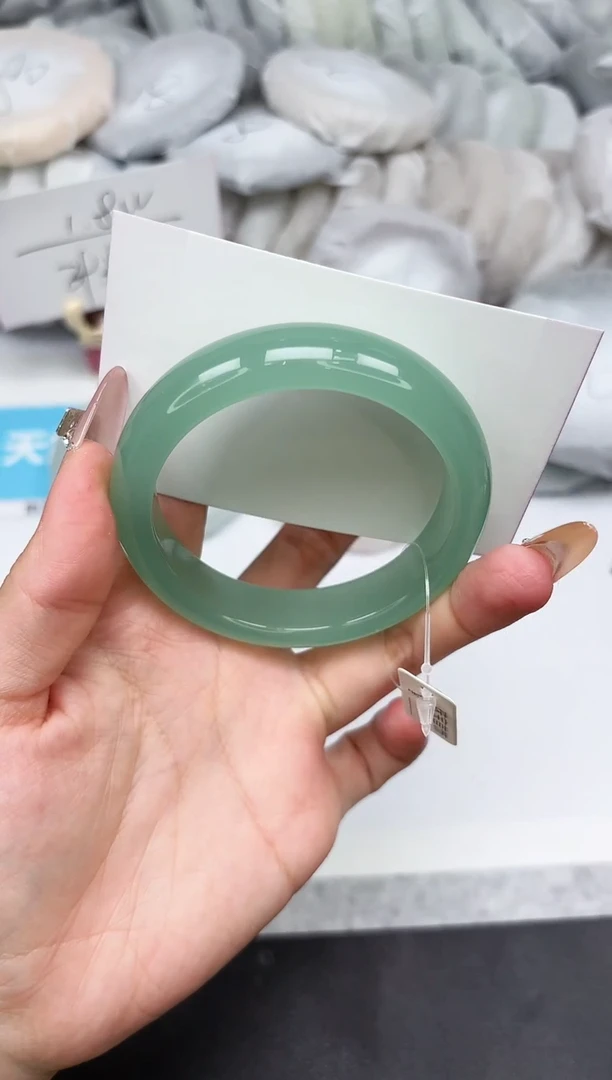 石英质玉手镯未镶嵌178-56.5