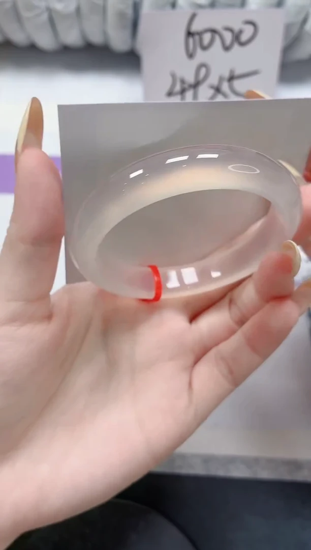 石英质玉手镯未镶嵌45-54.6极光白