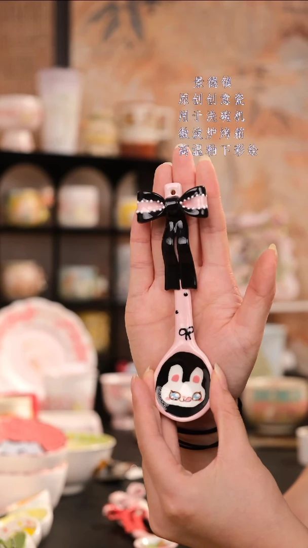 摆件景德镇手工手绘设计师款