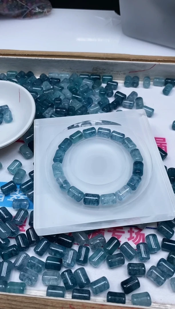 散珠未镶嵌碧玺A1633蓝碧玺桶珠8×12mm10个9.9元