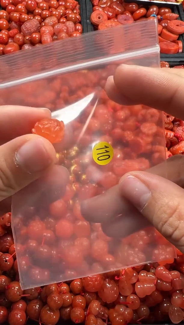 【闪购商品】南红玛瑙颈饰未镶嵌1