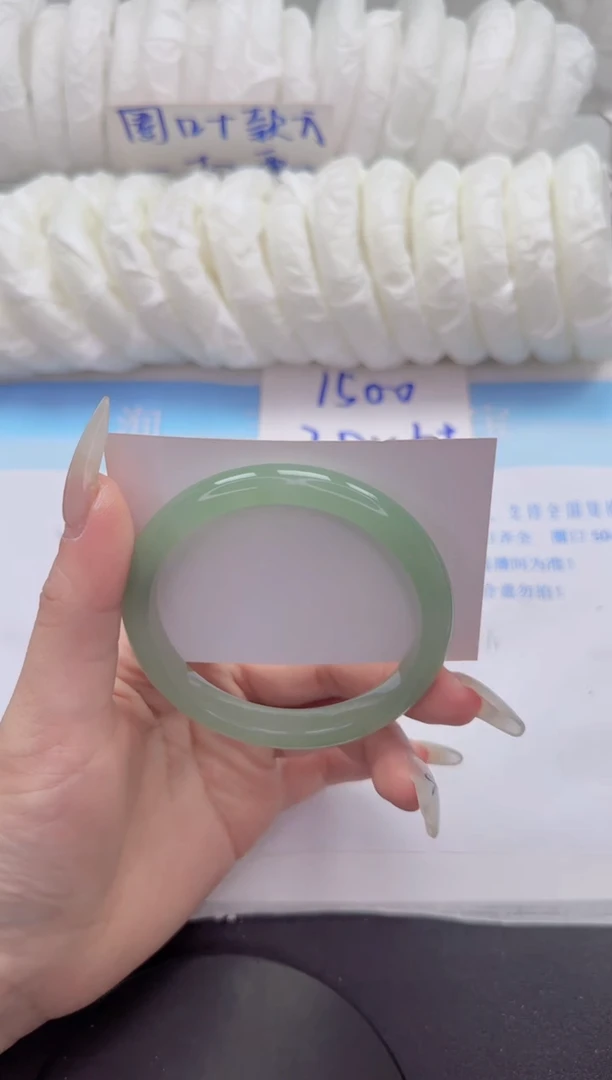 石英质玉手镯未镶嵌249-59