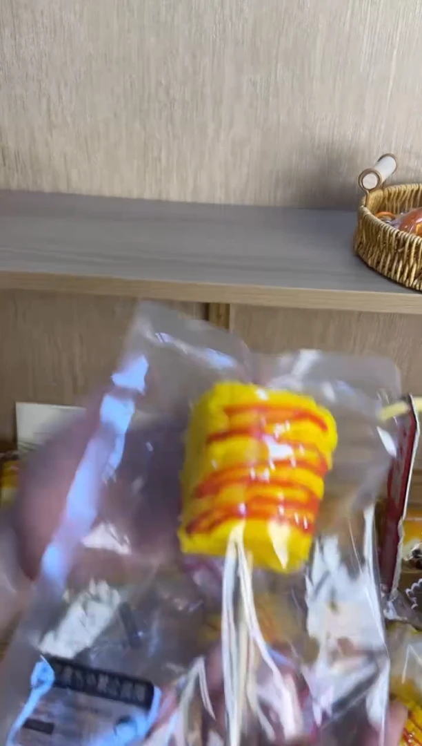 胶制【热情】番茄玉米棒