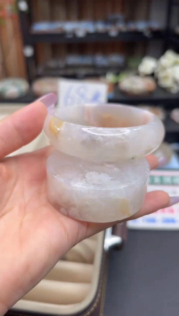 未镶嵌手镯石英质玉A73(56圈赠送镯心)