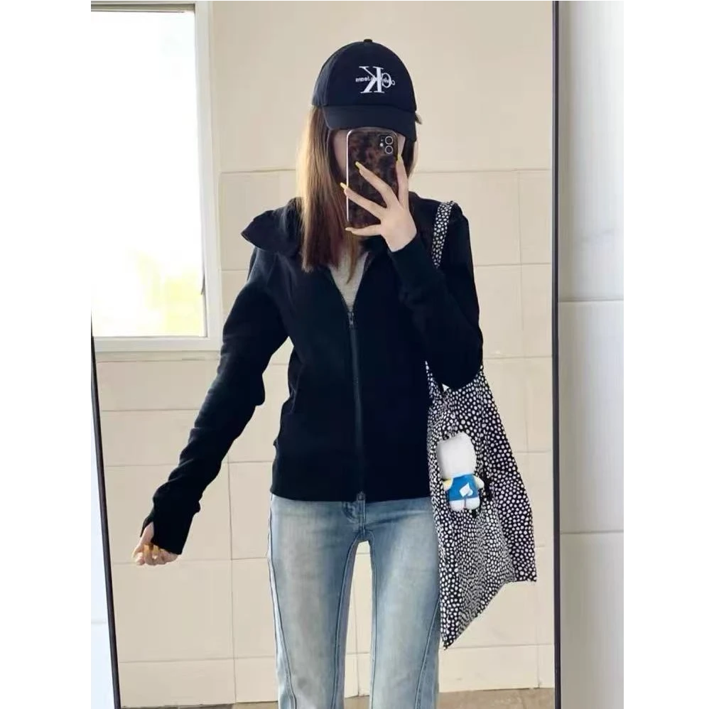 【UBKA】黑色正肩修身外套秋冬新款穿搭美式连帽卫衣女修身收腰上衣