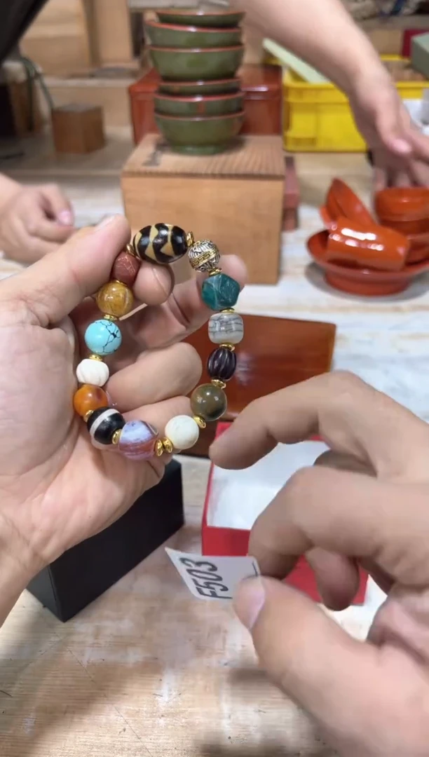 瓷片直播定闪专用链接2541