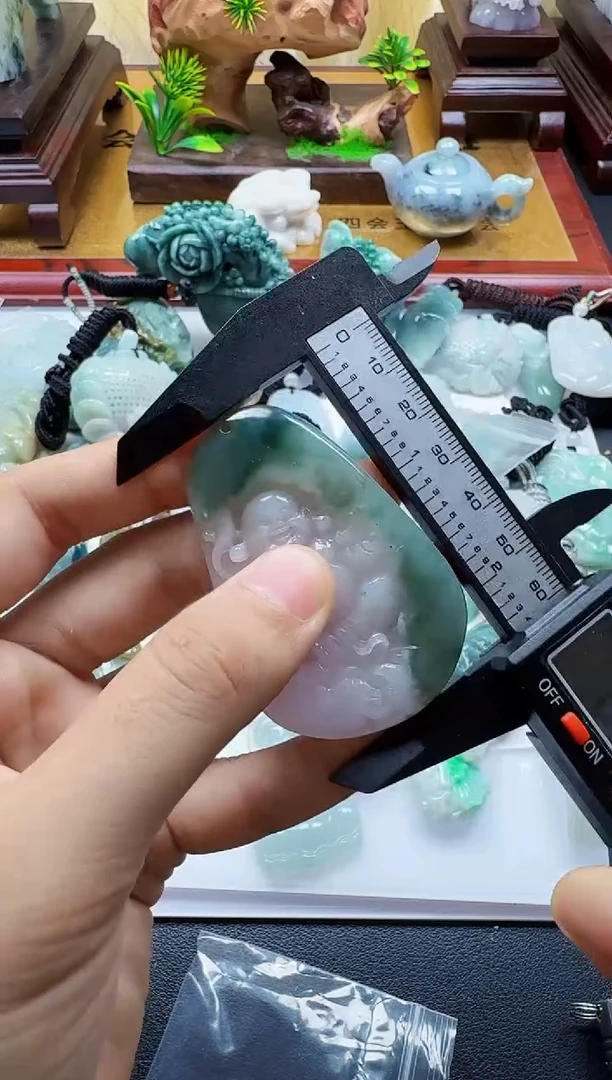 吊坠(不含链)未镶嵌翡翠1