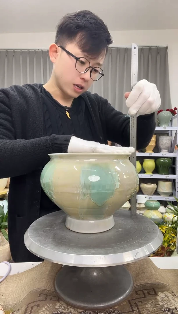 1.5花盆尺寸高： 16   口： 16