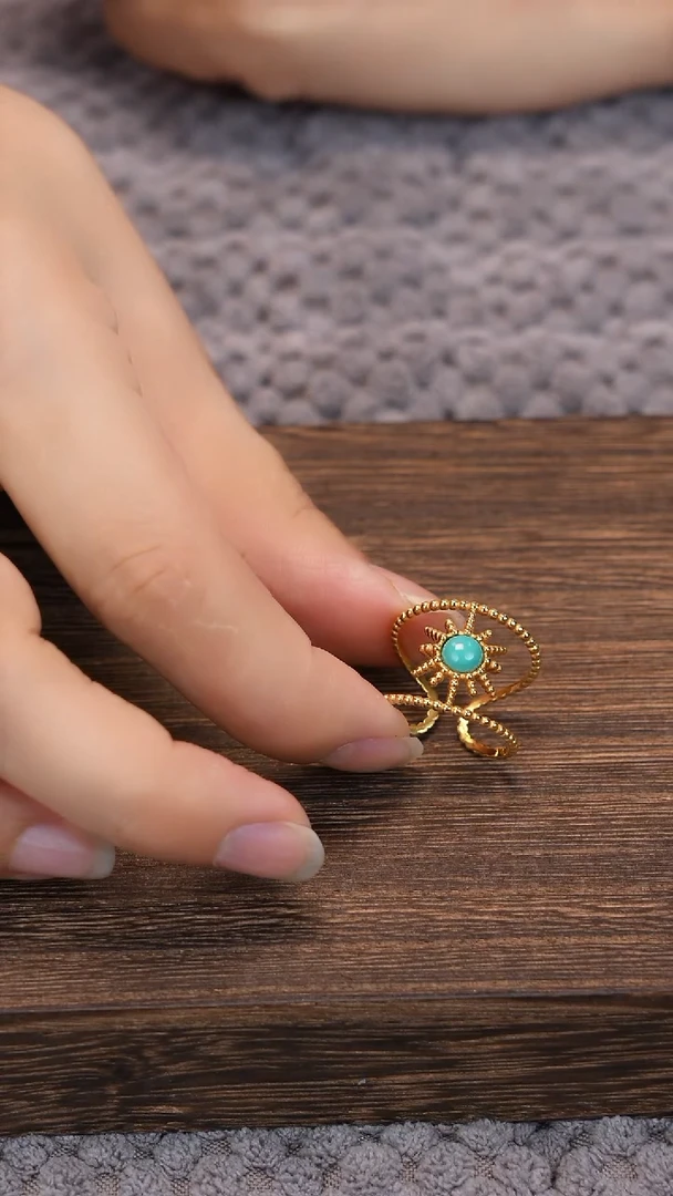 18K金镶嵌绿松石戒指1111