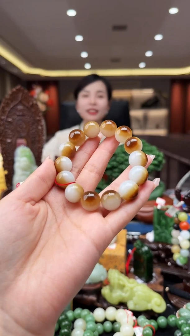 颈饰未镶嵌和田玉赫**想tb15