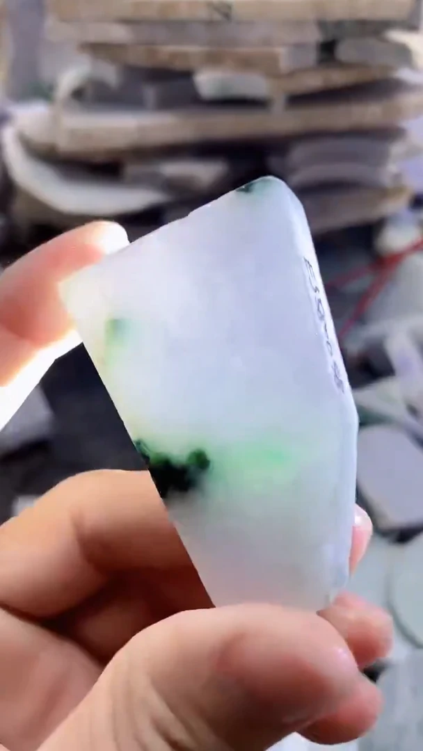 裸石翡翠天然A货翡翠板料