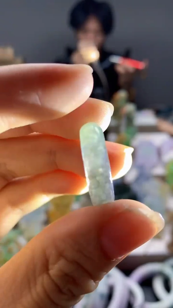 颈饰未镶嵌翡翠天然缅甸翡翠A货