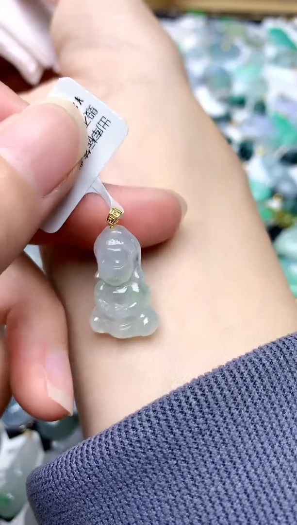 颈饰18K金镶嵌翡翠天然A货翡翠