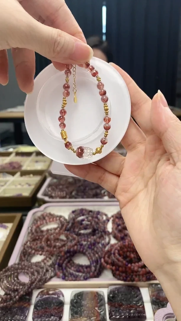 未镶嵌手链水晶超七金草莓貔貅手链 多样性发一